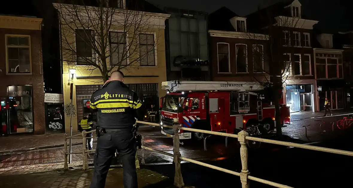 Zoekactie naar persoon op dak van gebouw - Foto 6