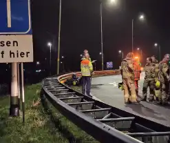 Motorrijder zwaargewond na val op snelweg