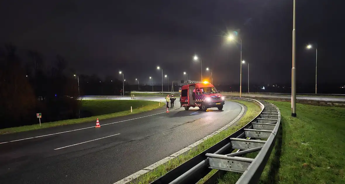 Motorrijder zwaargewond na val op snelweg - Foto 3