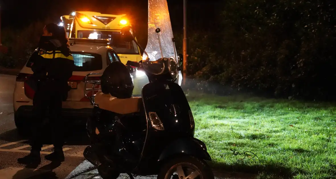 Voetganger gewond bij aanrijding met scooterrijder - Foto 2