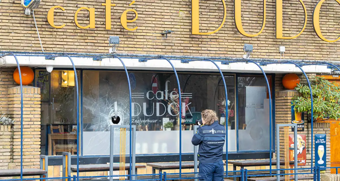 Opnieuw explosie bij café Dudok - Foto 1