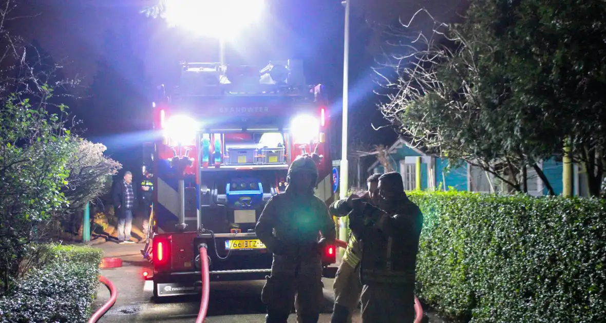 Brandweer ingezet voor uitslaande brand in tuinhuis - Foto 14