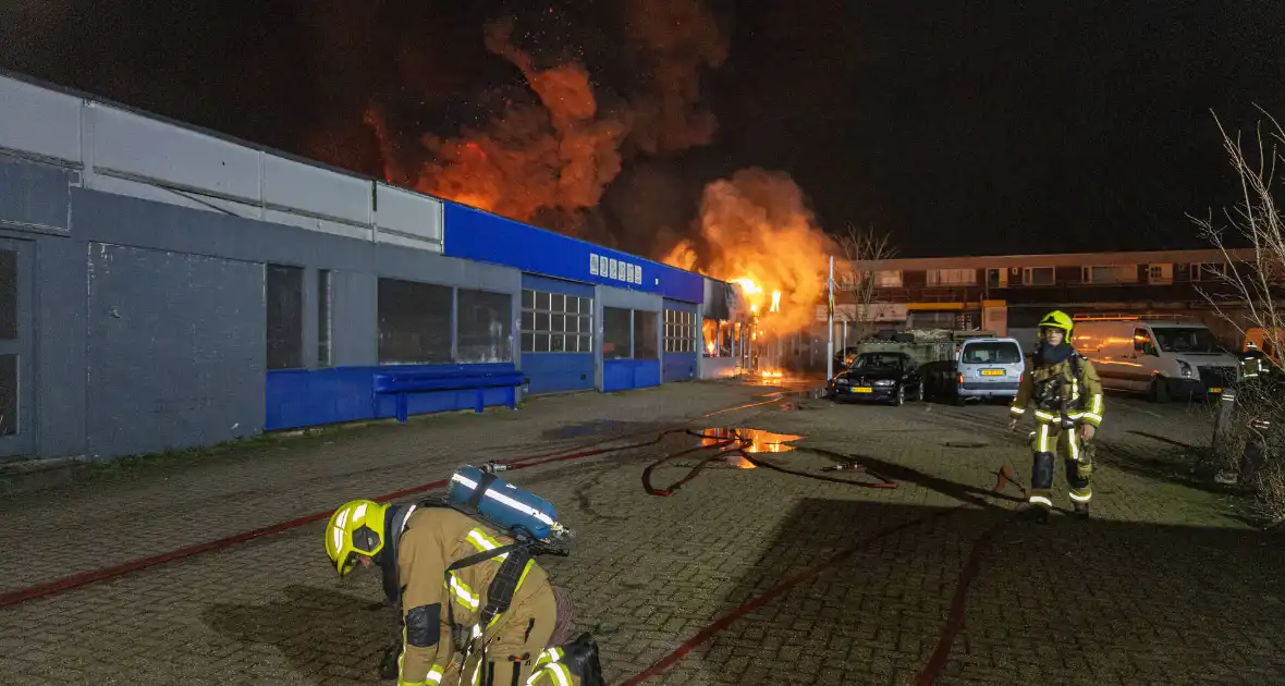 Zeer grote brand in Haarlemse winkel - Foto 5