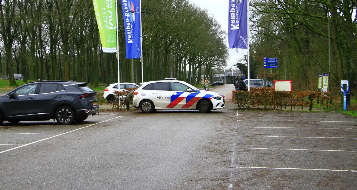 Verdacht materiaal gevonden in bosgebied - Foto 10