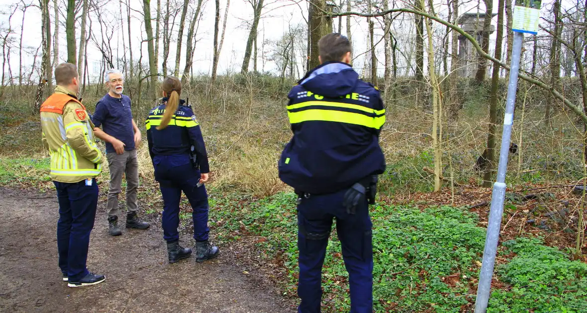 Verdacht materiaal gevonden in bosgebied - Foto 6