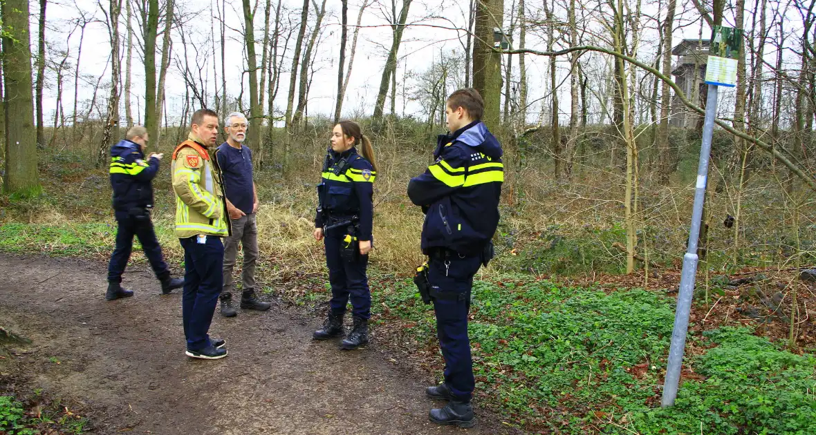 Verdacht materiaal gevonden in bosgebied - Foto 7