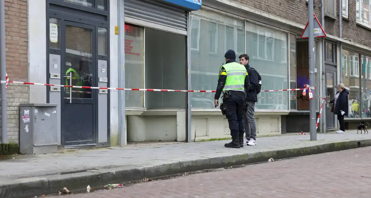 Onderzoek naar aantreffen onbekende stof in leegstaande winkel - Foto 2