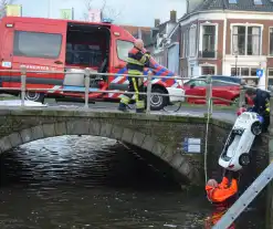 Grote inzet van hulpdiensten door speelgoed auto in het water