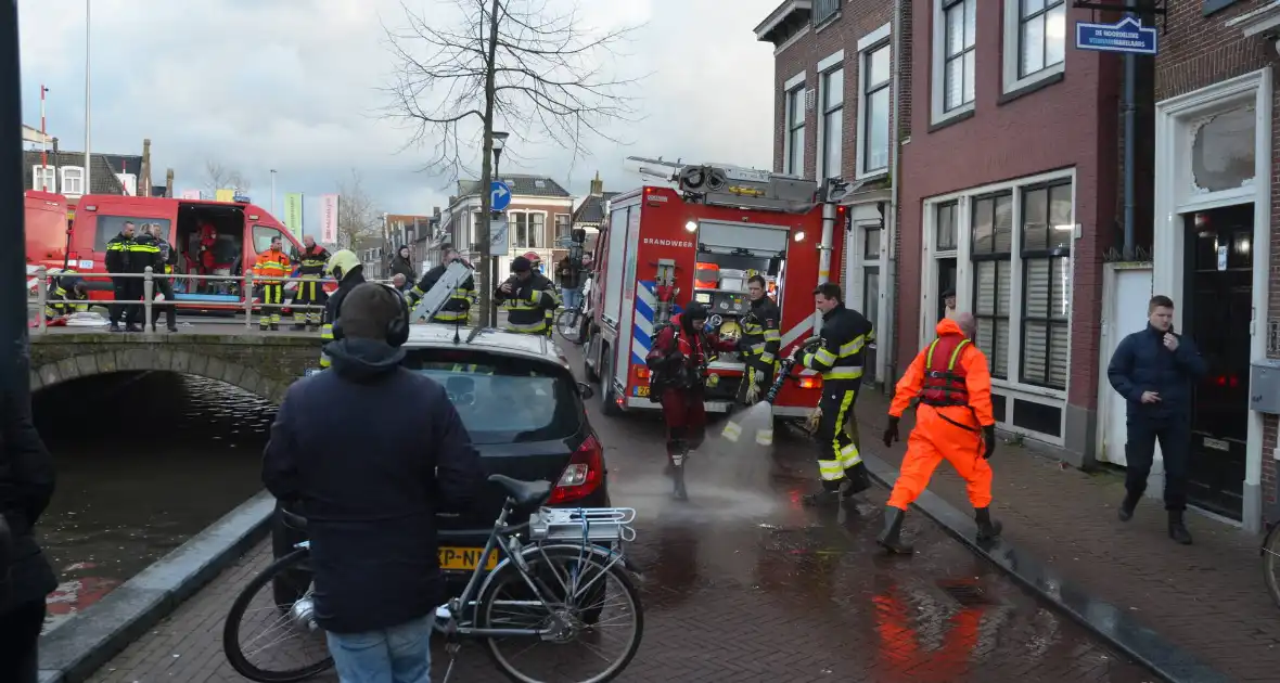 Grote inzet van hulpdiensten door speelgoed auto in het water - Foto 6