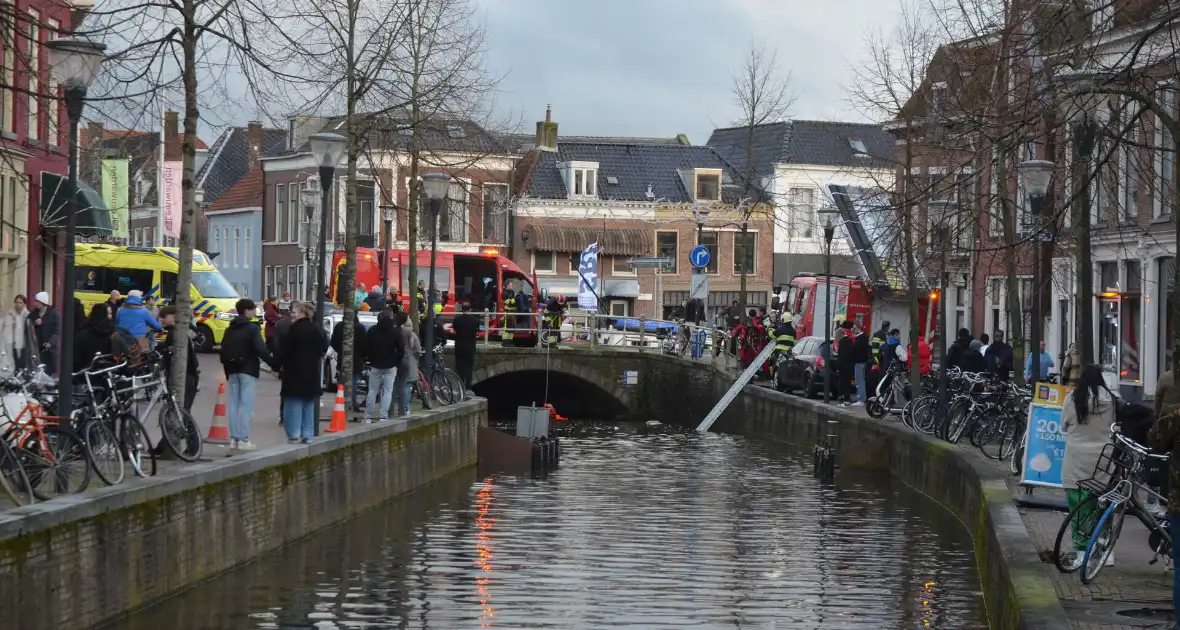 Grote inzet van hulpdiensten door speelgoed auto in het water - Foto 7