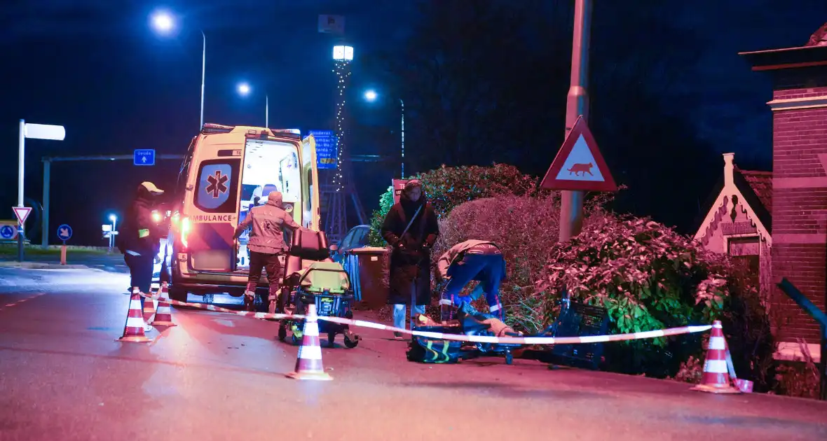 Automobilist rijdt door na aanrijding met fietsers - Foto 2