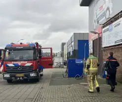 Grondstoffen voor de drugsproductie aangetroffen in bedrijfspand