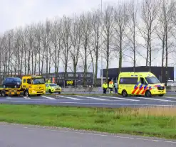 Bestuurster verliest macht over het stuur en raakt gewond