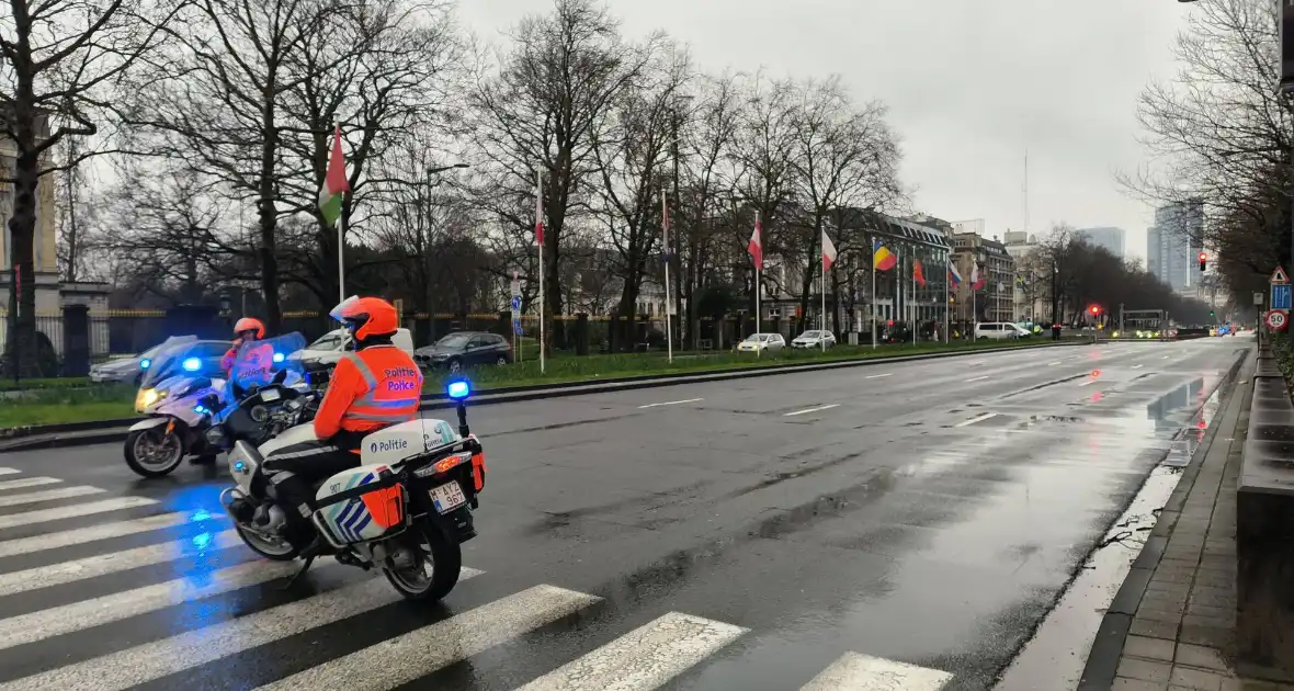 Boeren trekken richting euro parlement - Foto 6