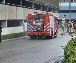 Autobrand in parkeergarage van ziekenhuis