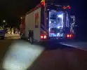 Brandweer spoelt riool na benzinelucht