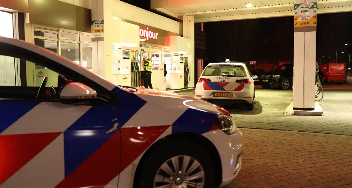 Total tankstation overvallen politie zoekt dader