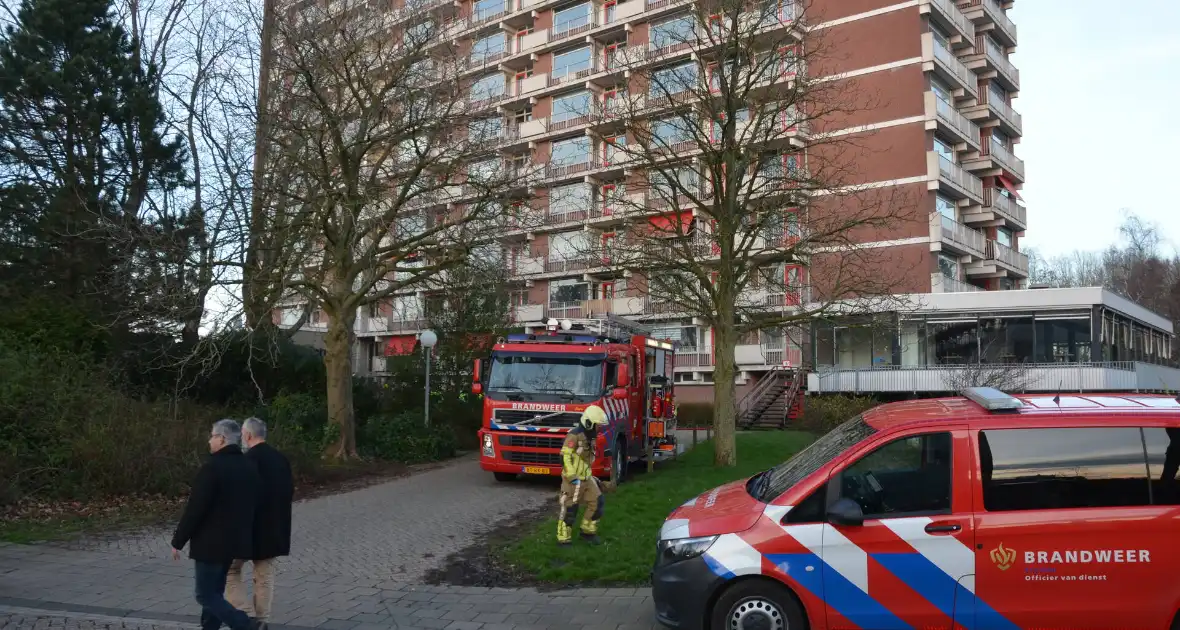 Zeer grote brand in zorgcomplex, mensen en dieren geëvacueerd door brandweer - Foto 5