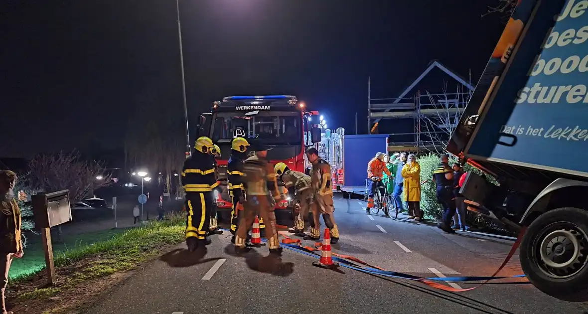 Albert Heijn bezorger rijdt van dijk af - Foto 2