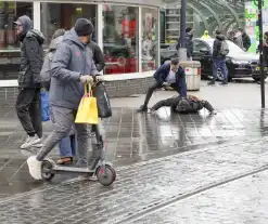 Undercover eenheden oefenen aanhouding in centrum