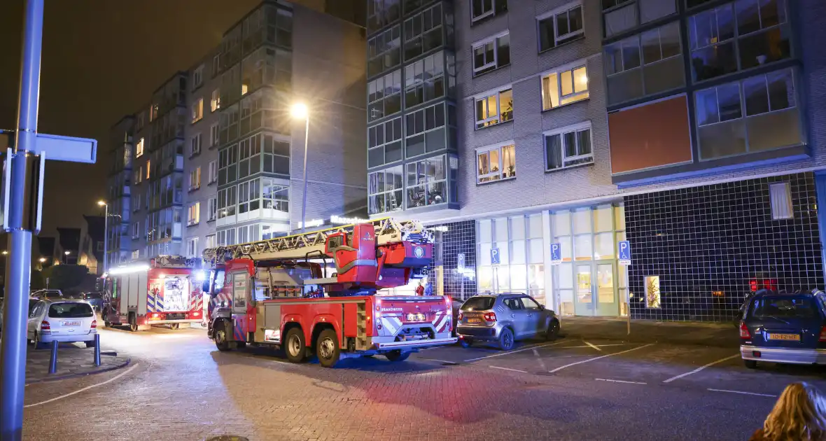 Bewoner naar ziekenhuis na vergeten pannetje - Foto 7