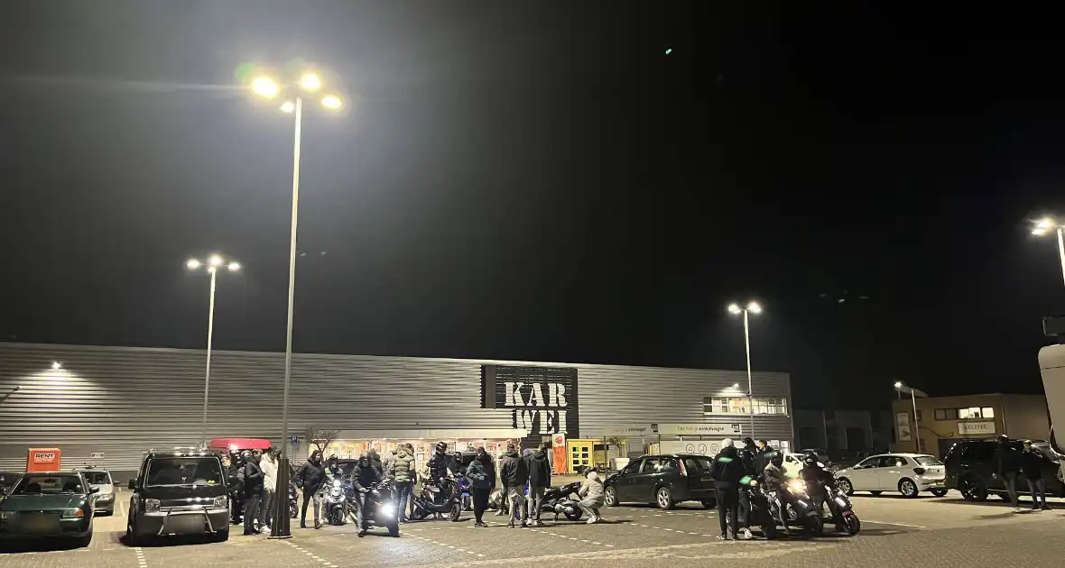Grote scooter meeting gestopt door politie - Foto 10