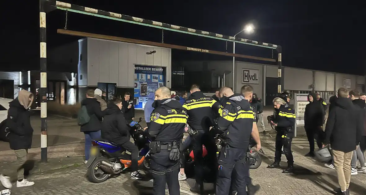Grote scooter meeting gestopt door politie - Foto 3