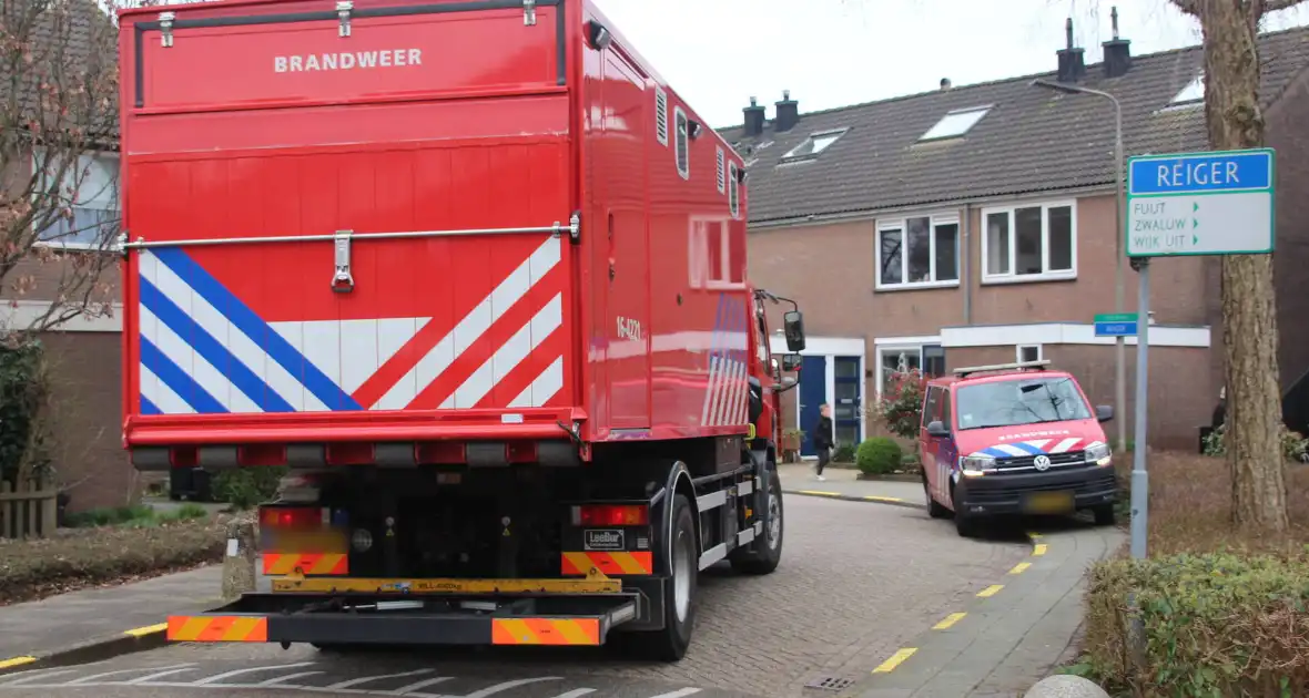 Spuitbus met industriële lijm ontploft - Foto 4