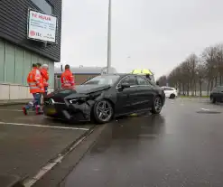 Auto's fiks beschadigd bij botsing