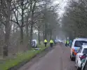 Bestuurder ernstig gewond bij botsing met boom