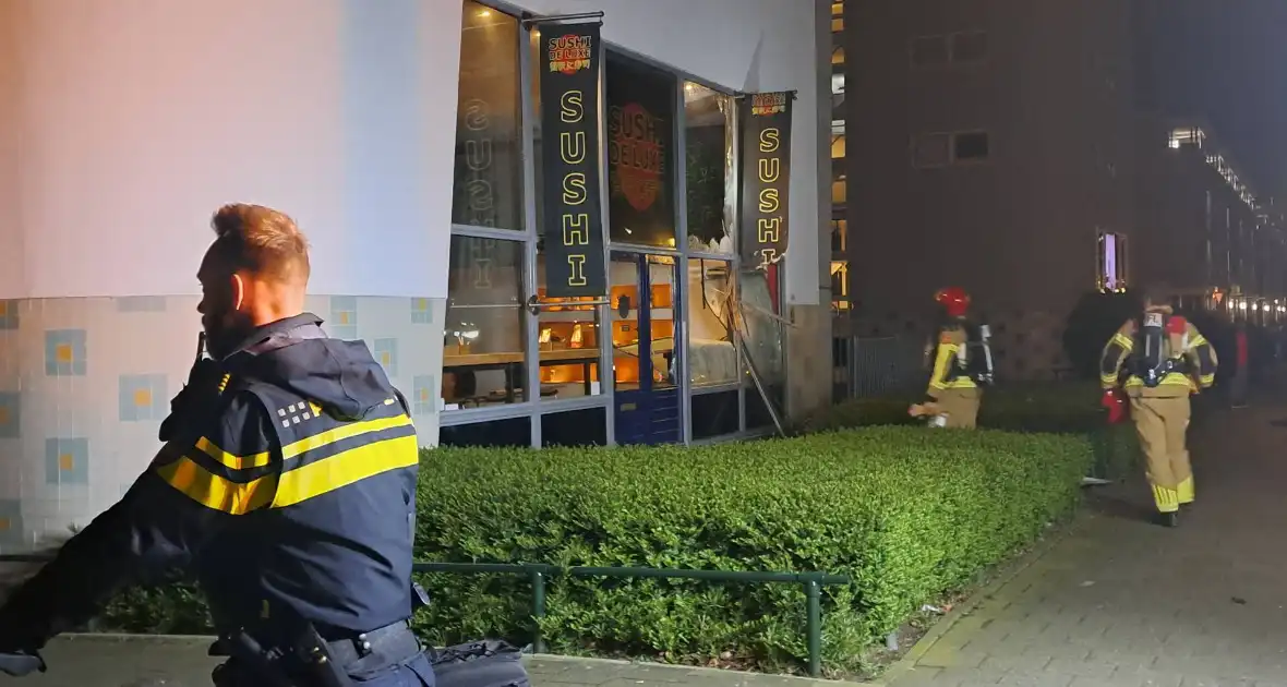 Flinke schade aan sushirestaurant na explosie - Foto 6