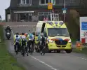 Wielrenners botsen op vluchtheuvel tijdens fietstocht