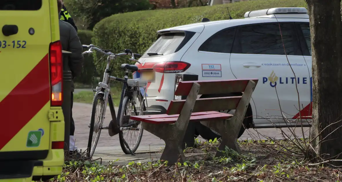 Fietser raakt gewond bij harde val - Foto 1