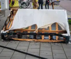 Bed vliegt in brand in appartemencomplex