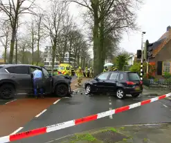 Flinke schade bij ongeval op kruispunt