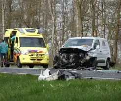 Ravage na ongeval tussen meerdere voertuigen