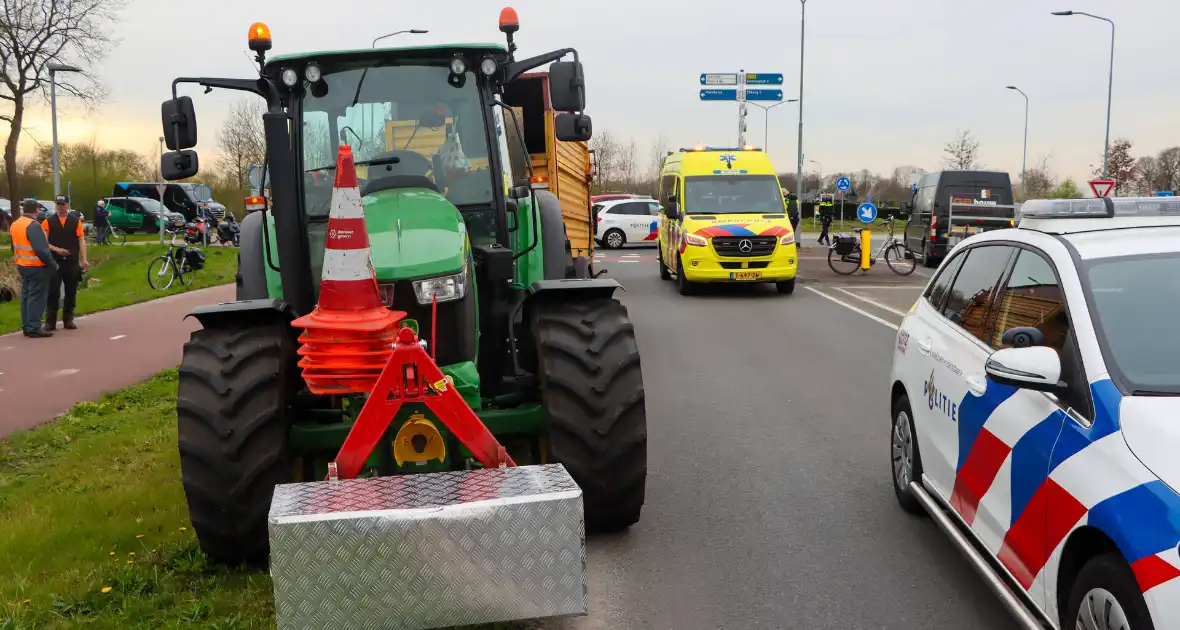 Fietser aangereden door tractor - Foto 2