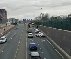 Rijstrook gestremd na aanrijding