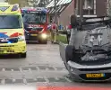 Brandweer bevrijdt automobilist uit auto