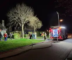 Garage naast woning uitgebrand