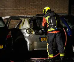 Veel schade bij autobrand op parkeerplaats