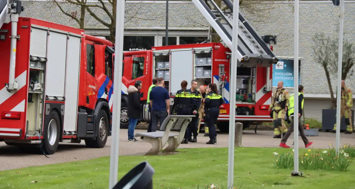 Museum ontruimd wegens brand in plafond - Foto 13