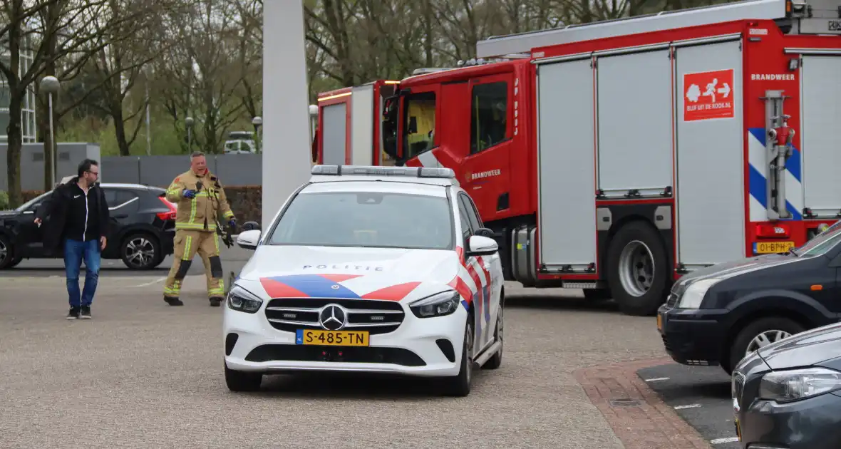 Museum ontruimd wegens brand in plafond - Foto 14