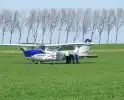 Sportvliegtuig maakt noodlanding in weiland