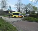 Fietser en voetganger botsen op oversteekplaats