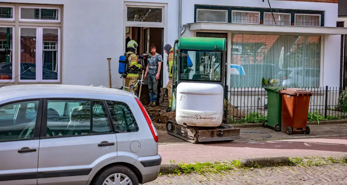 Gasleiding geraakt bij graafwerkzaamheden in woning - Foto 3