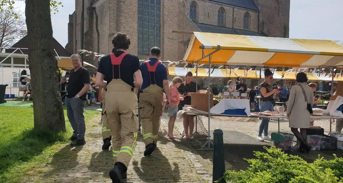 Brandweer bezorgt kinderen leuke dag op voorjaarsfair - Foto 8