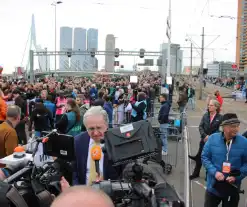 43e NN marathon Rotterdam van start met voor de laatste keer Lee Towers