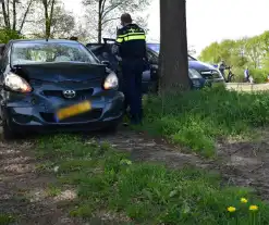 Veel schade bij kop-staart botsing na remmen bij kruispunt