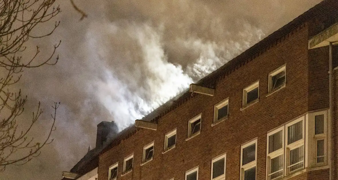 Grote brand in Amsterdamse woning